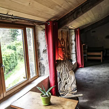 De Lascours, D'etape Pleine Nature. Ceilhes-et-Rocozels