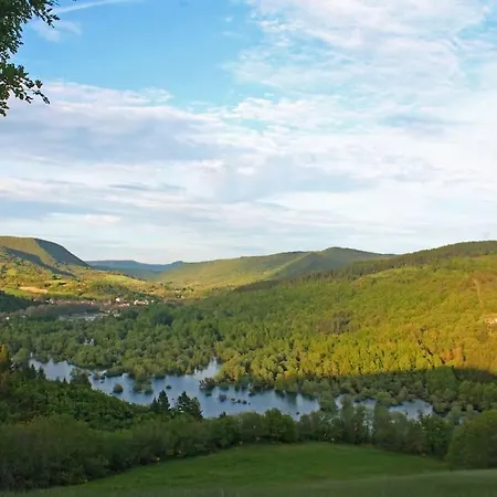 Prázdninový dům De Lascours, D'etape Pleine Nature. Ceilhes-et-Rocozels