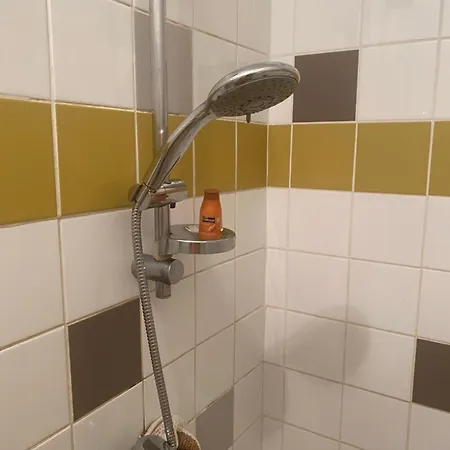 De Lascours, D'etape Pleine Nature. Prázdninový dům *