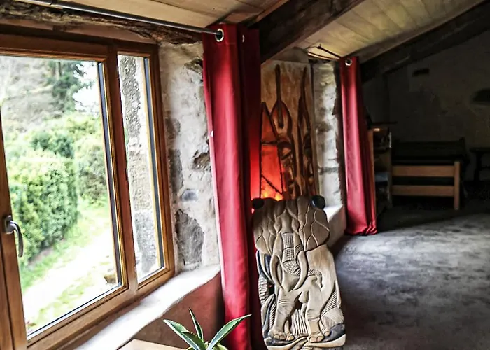 De Lascours, D'etape Pleine Nature. Ceilhes-et-Rocozels