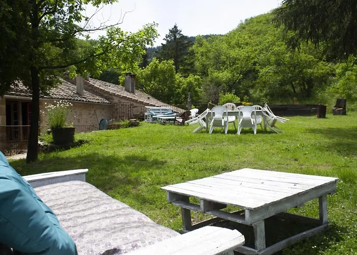 De Lascours, D'etape Pleine Nature. * Ceilhes-et-Rocozels